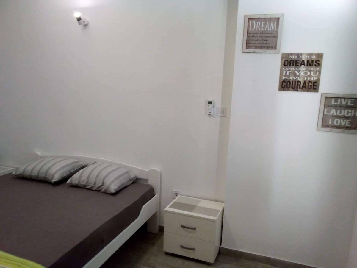 Tara Deluxe Apartment Budva Exteriör bild
