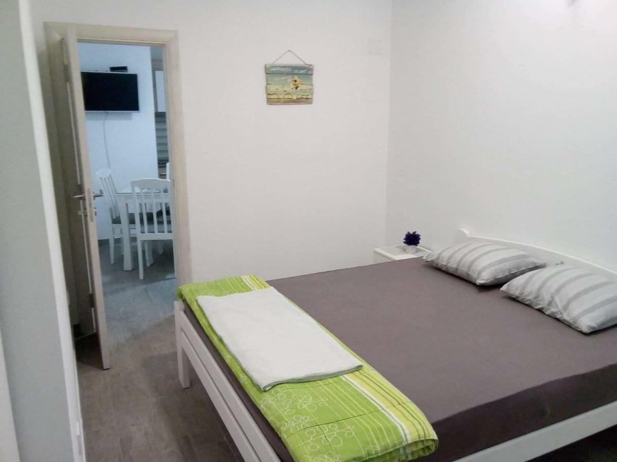 Tara Deluxe Apartment Budva Exteriör bild